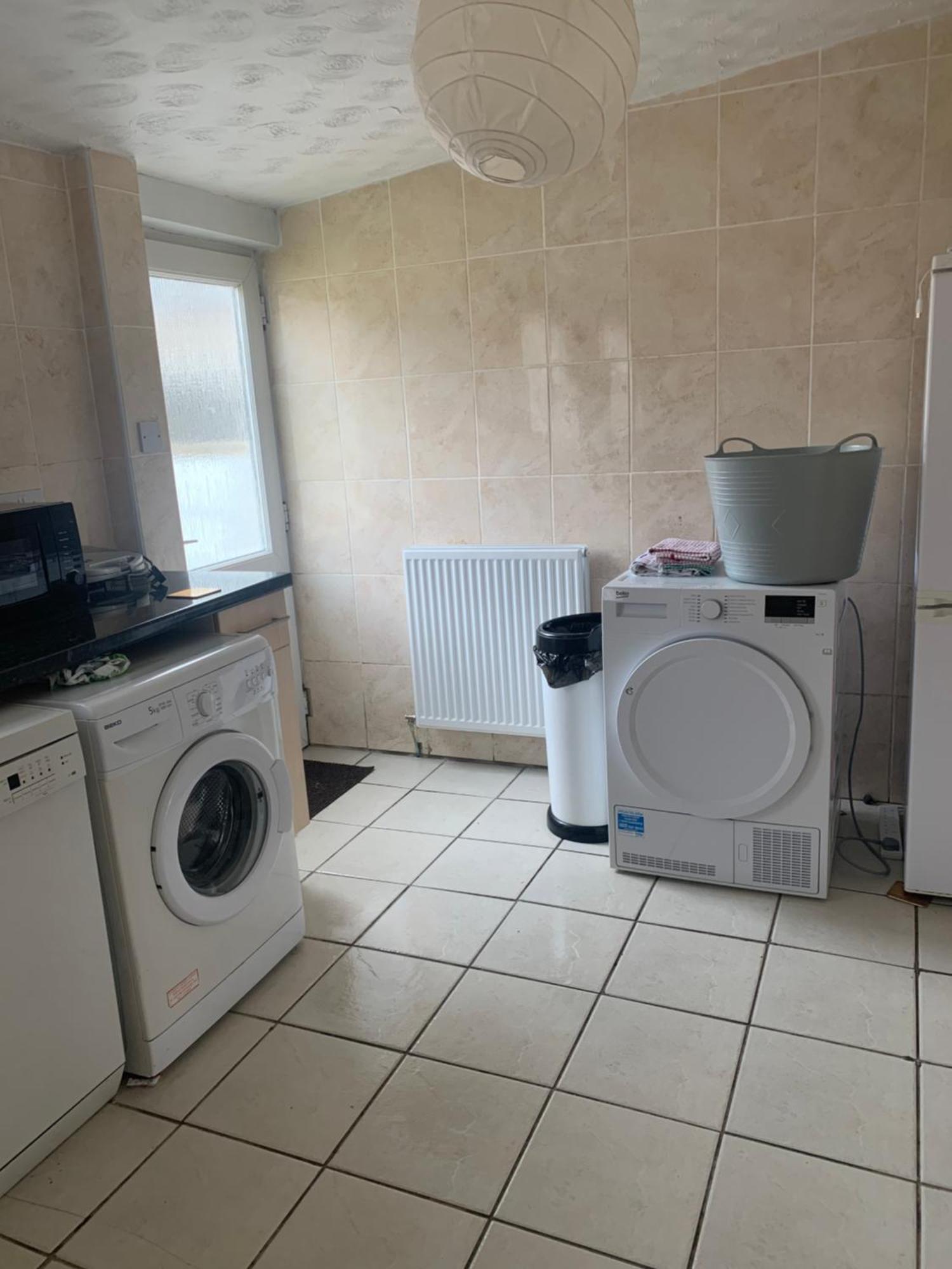 Room Only Guest Accommodation, Guest House Self Catering バンガー エクステリア 写真
